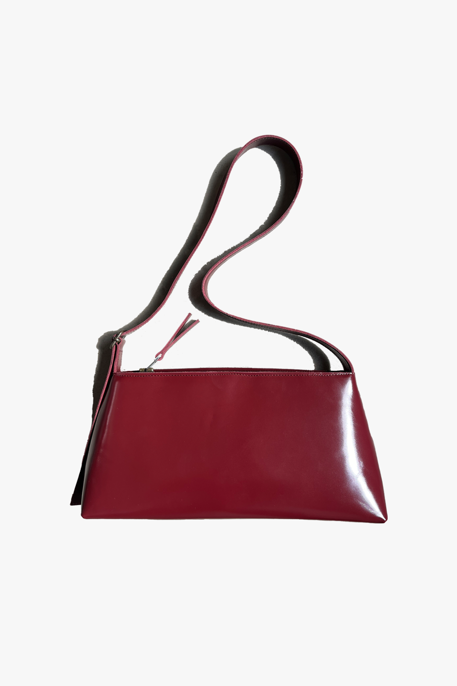 nona - triangle bag - glossy maroon