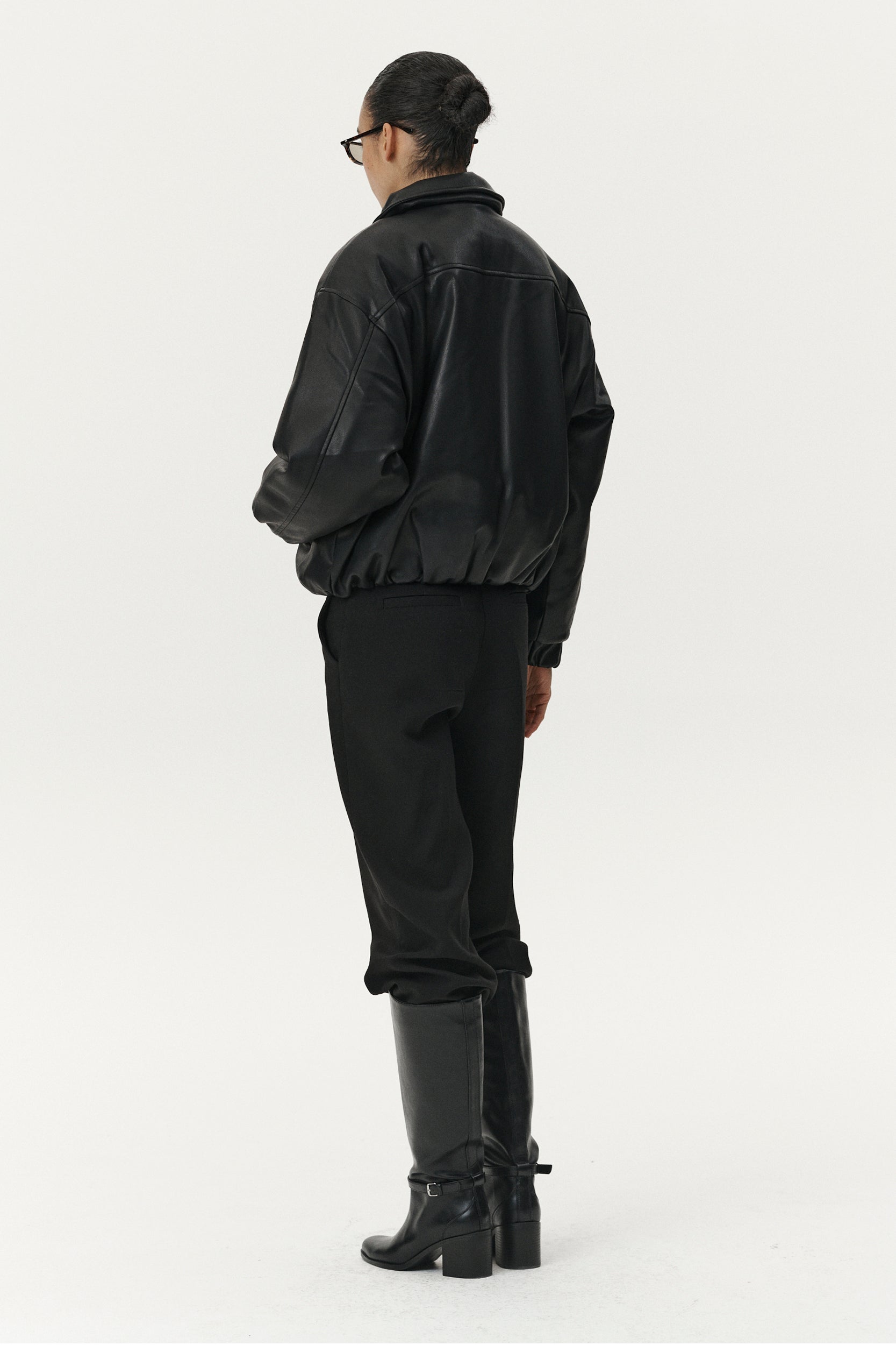 welter shelter - bomber faux leather - black