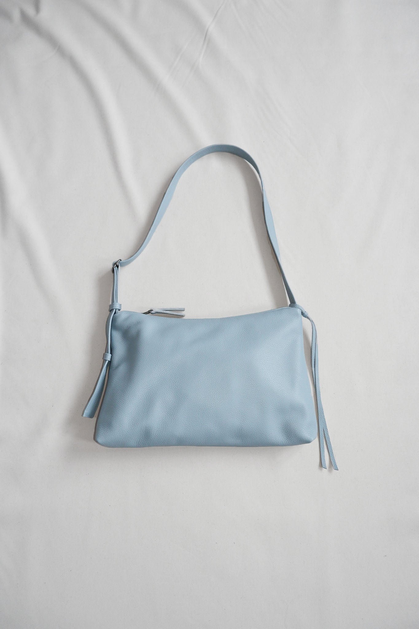 nona - zip pocket bag - pale blue