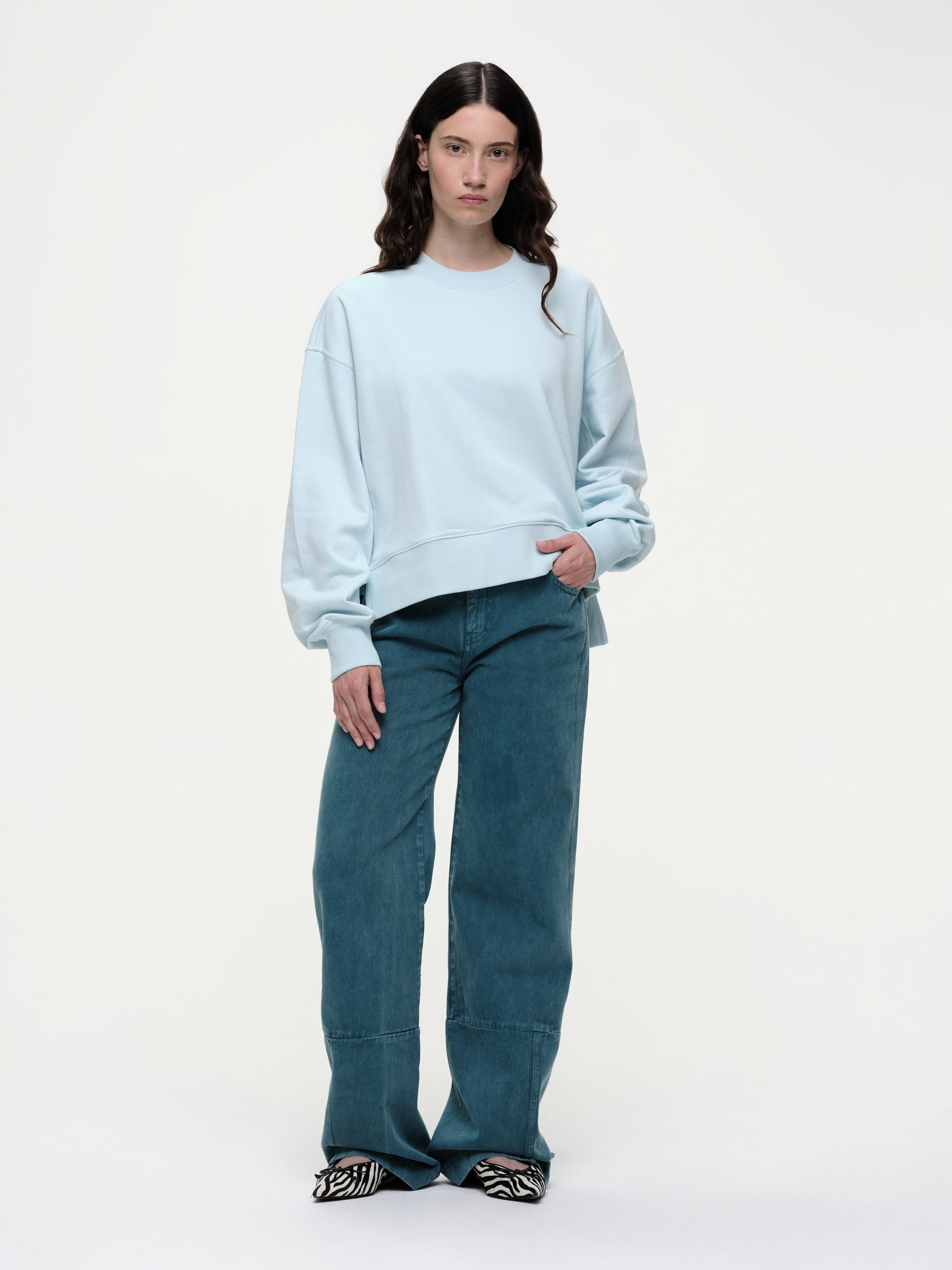 barnett - light blue