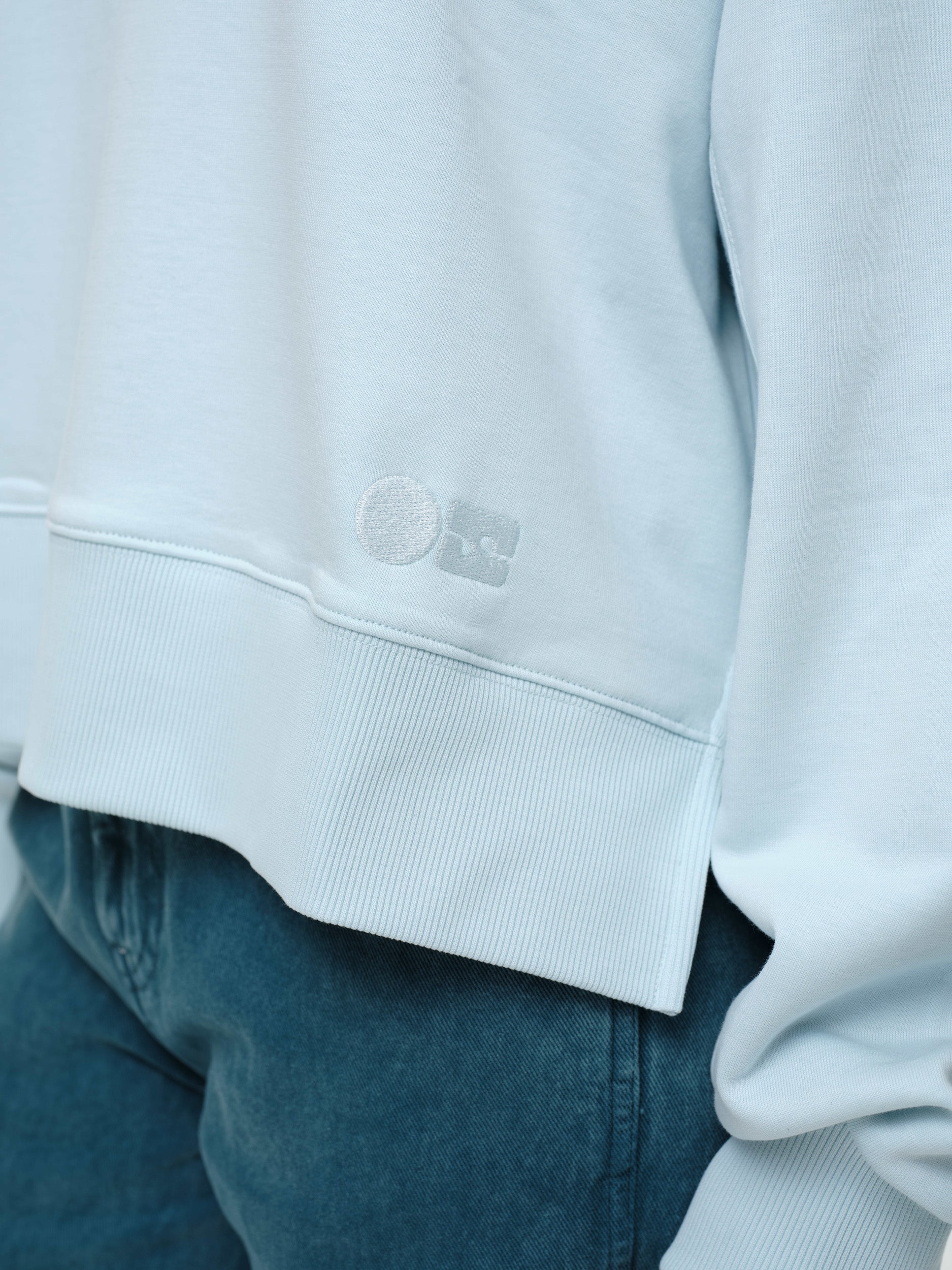 barnett - light blue