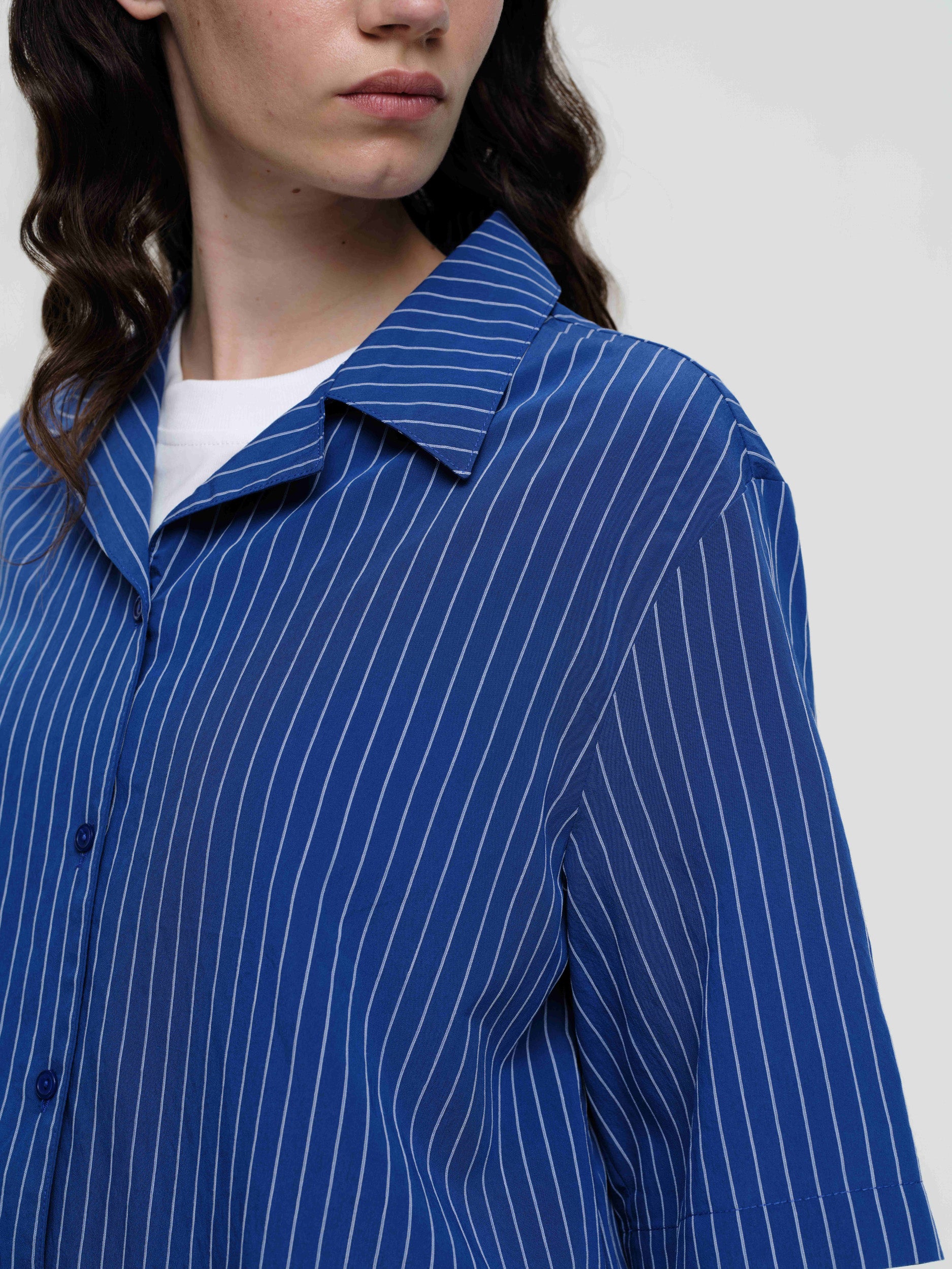 tulla - electric blue