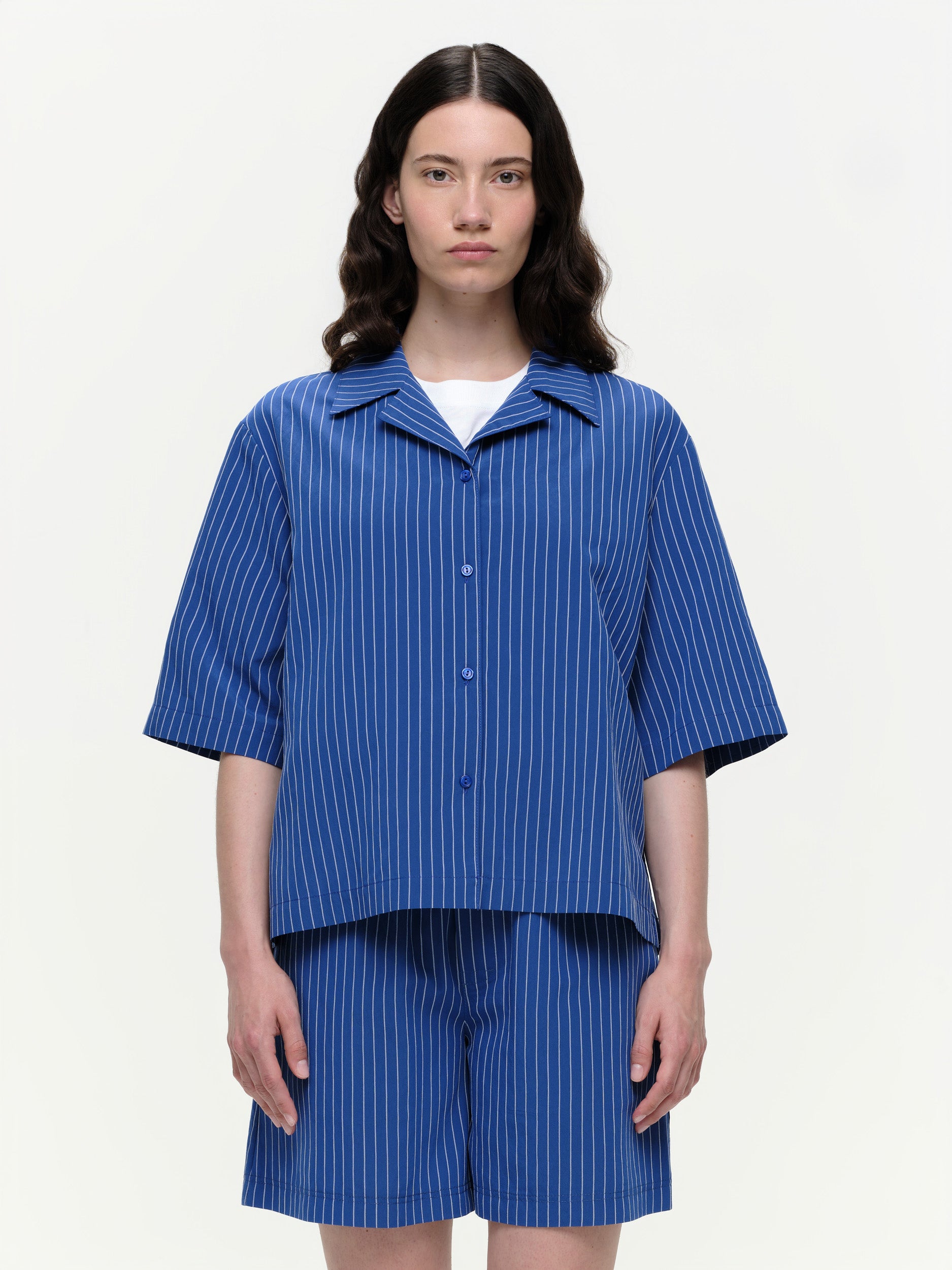 tulla - electric blue