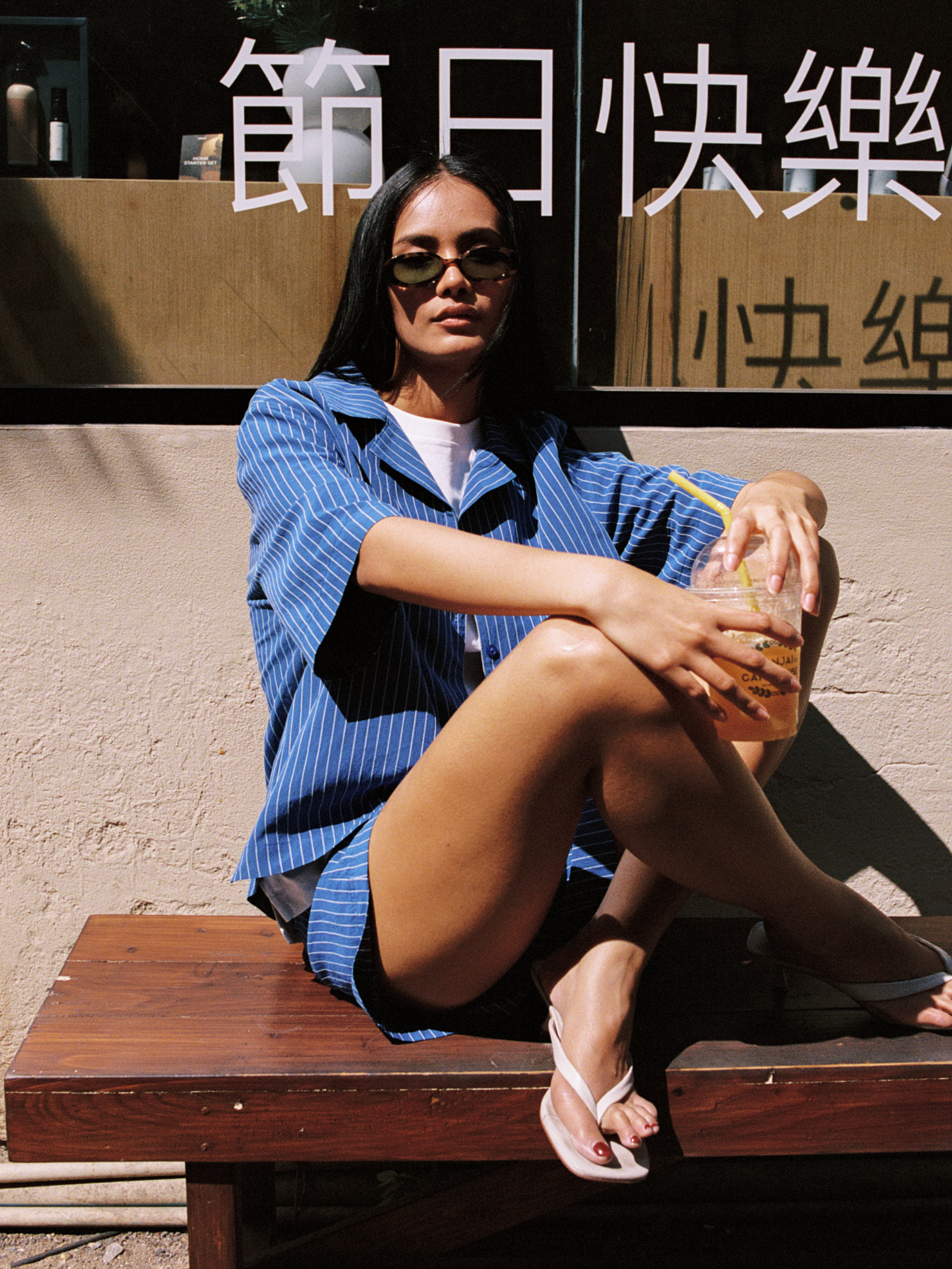 tulla - electric blue