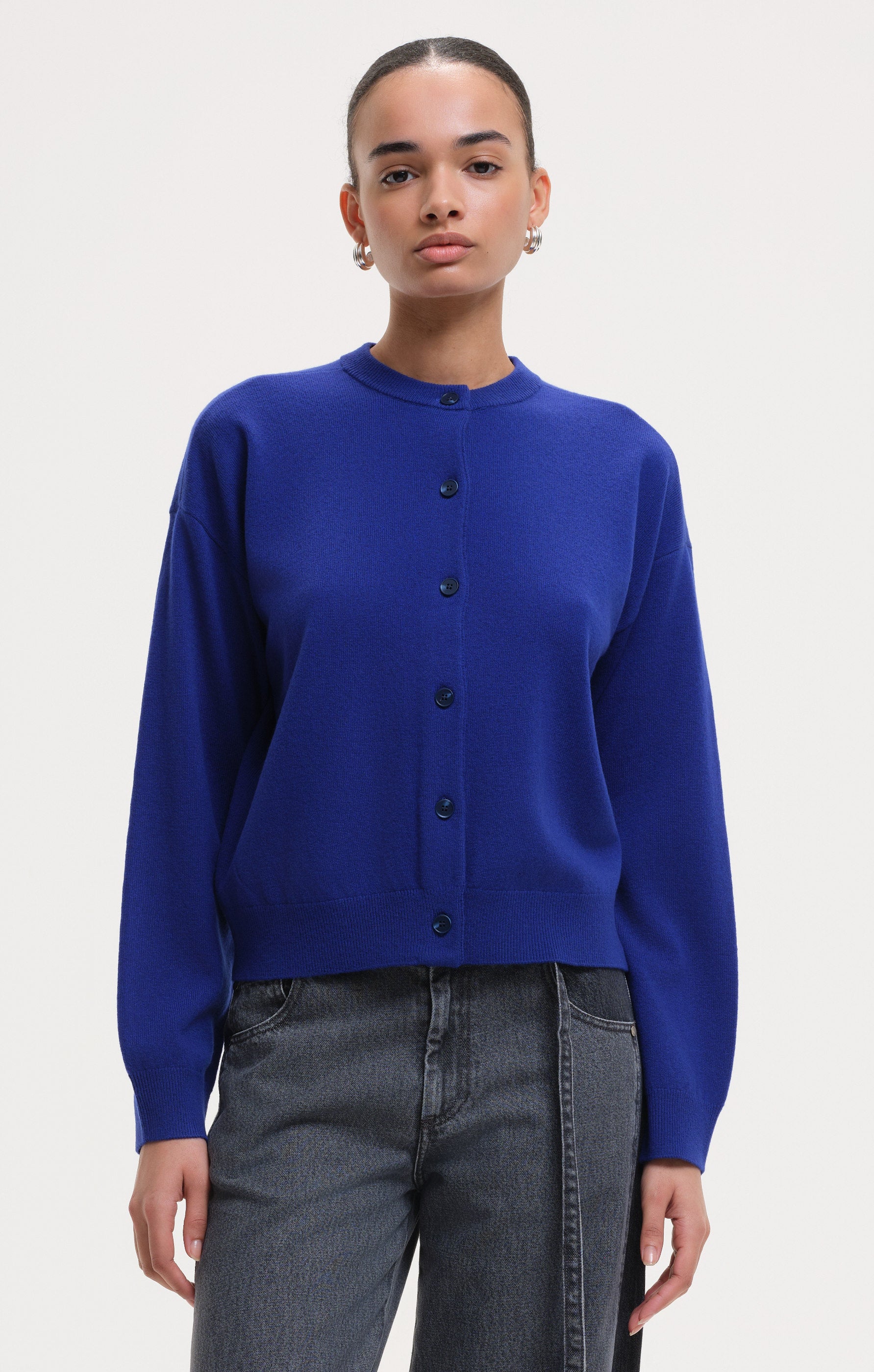 karla - electric blue