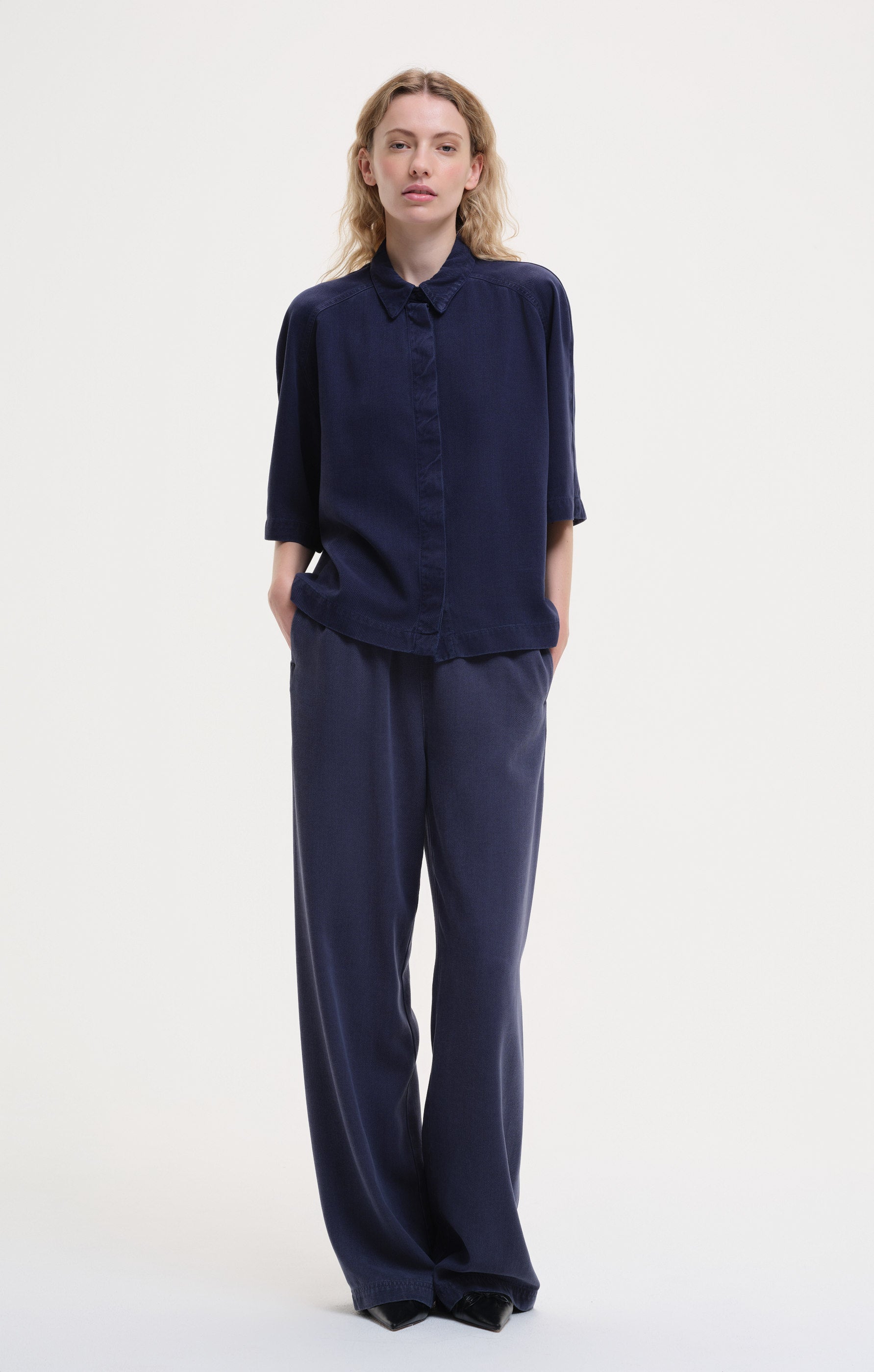 poker - navy blazer
