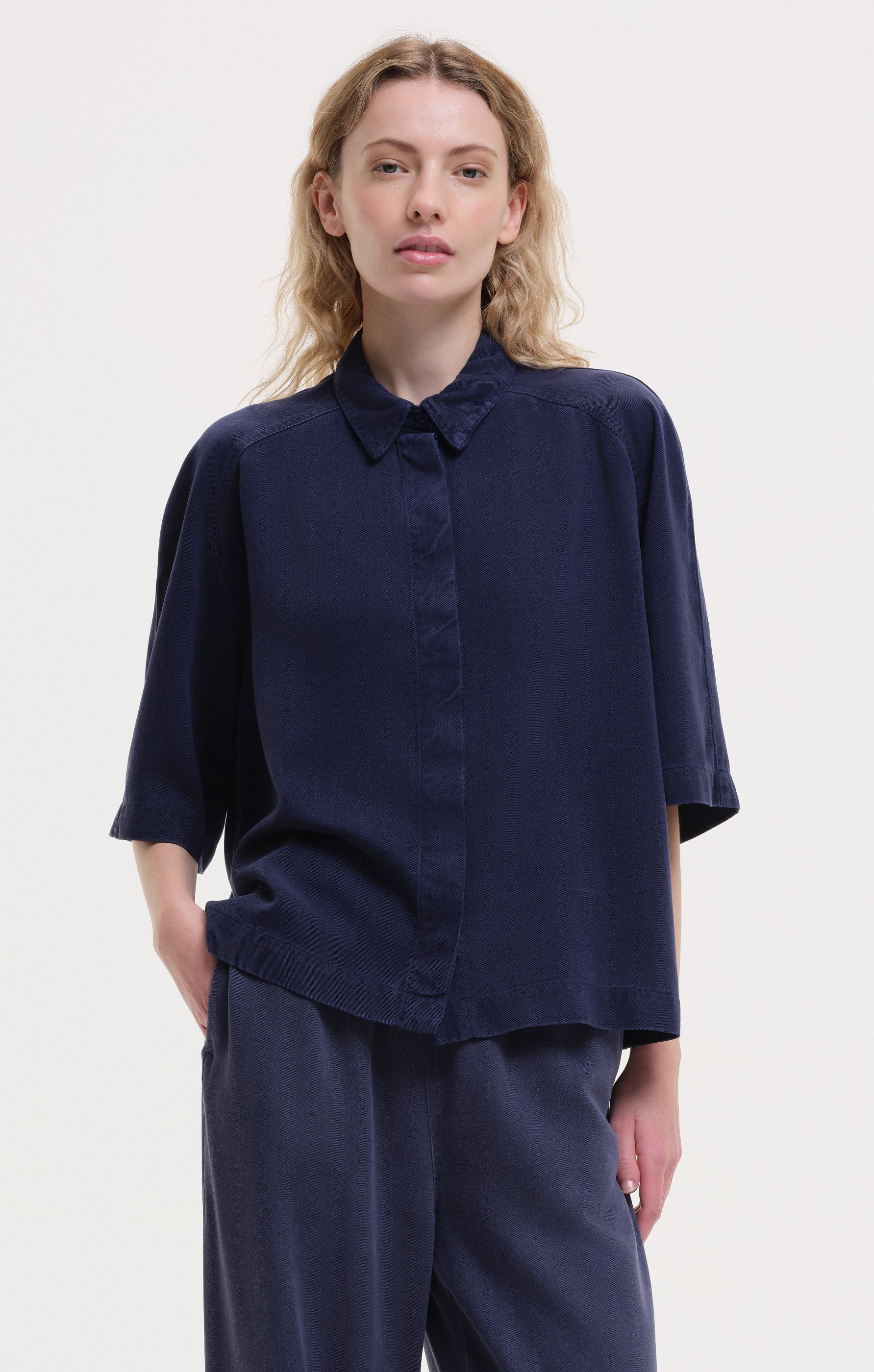 poker - navy blazer