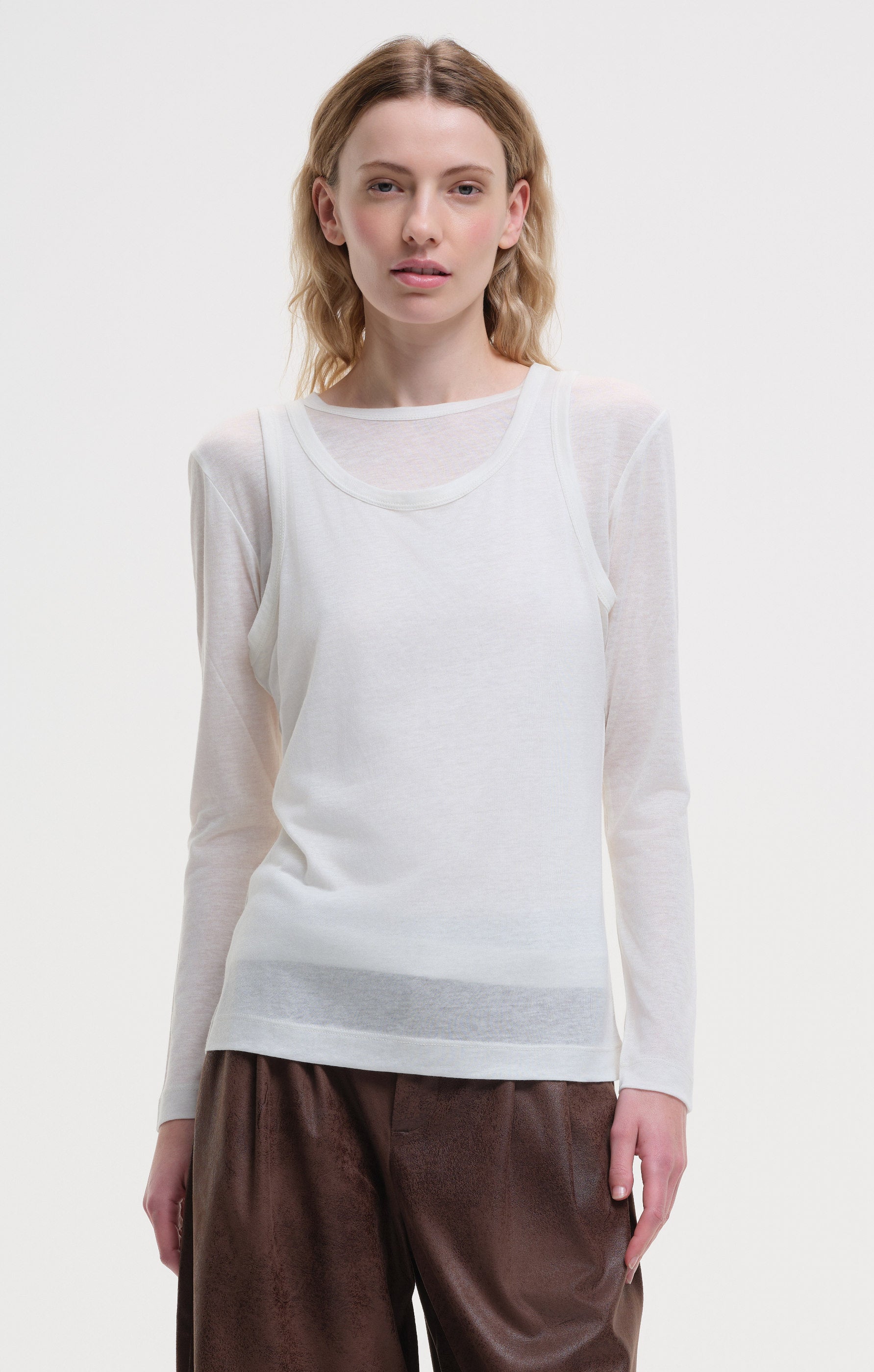 veda - white