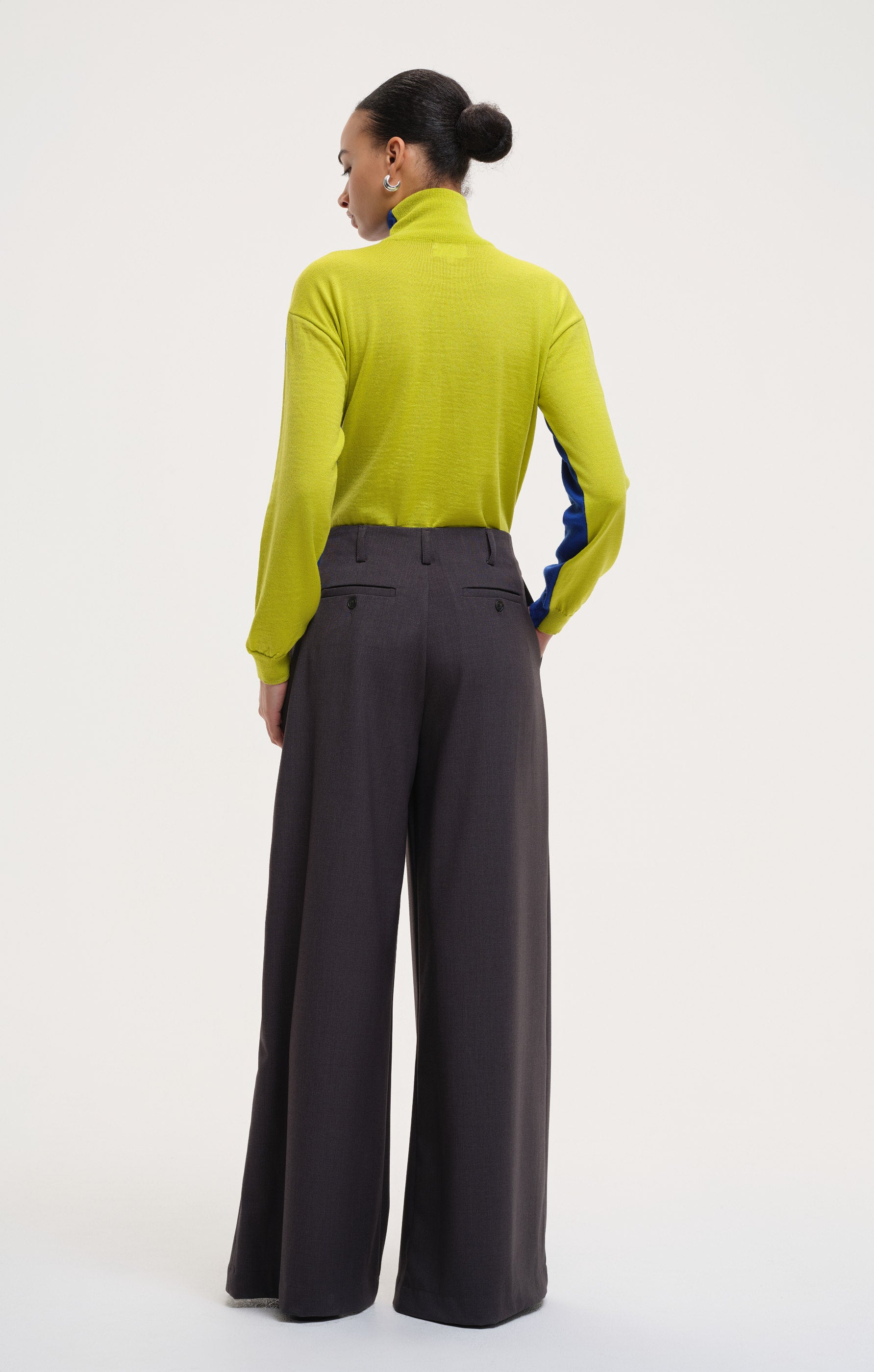 patti - grey