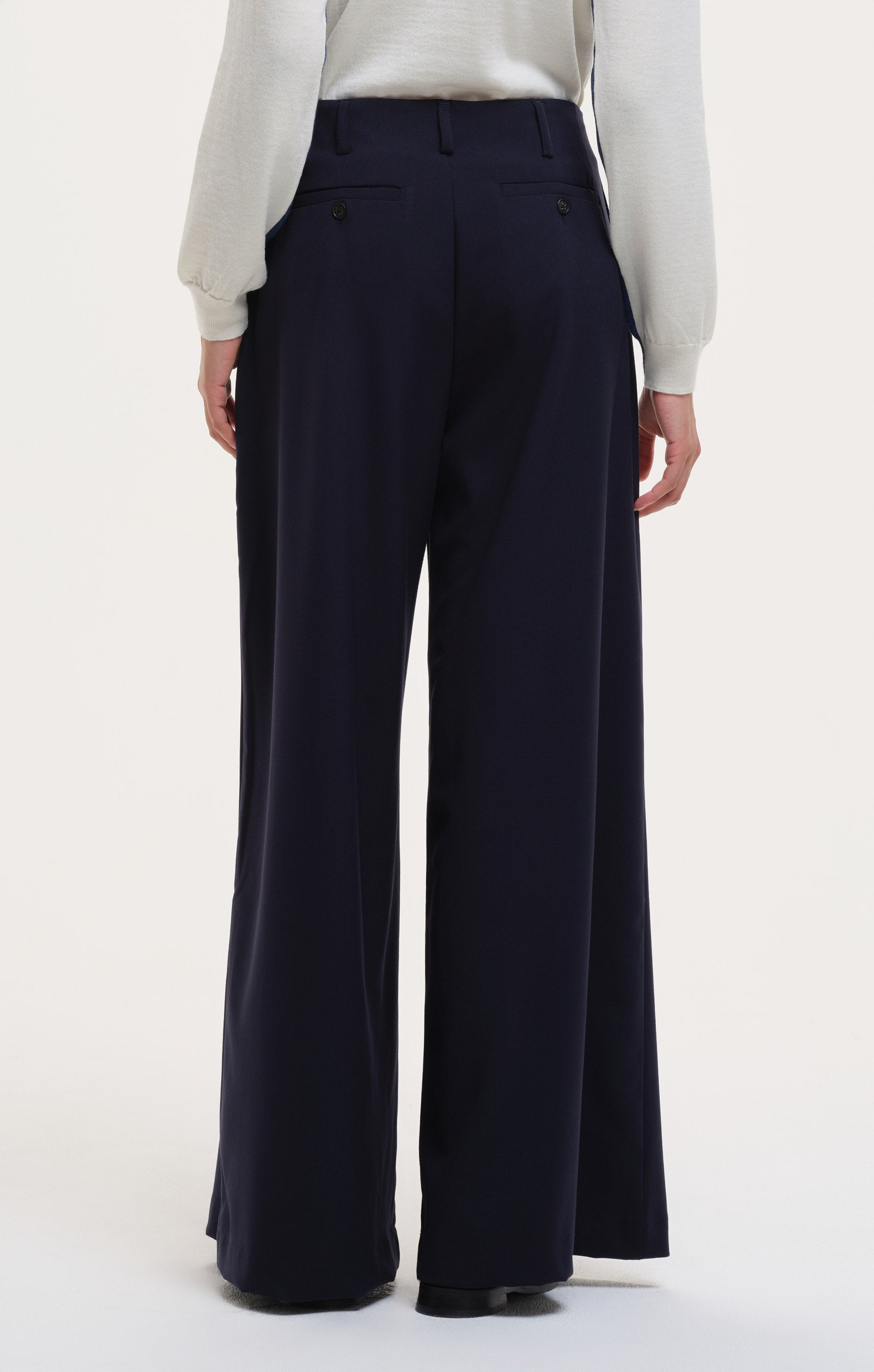 patti - navy