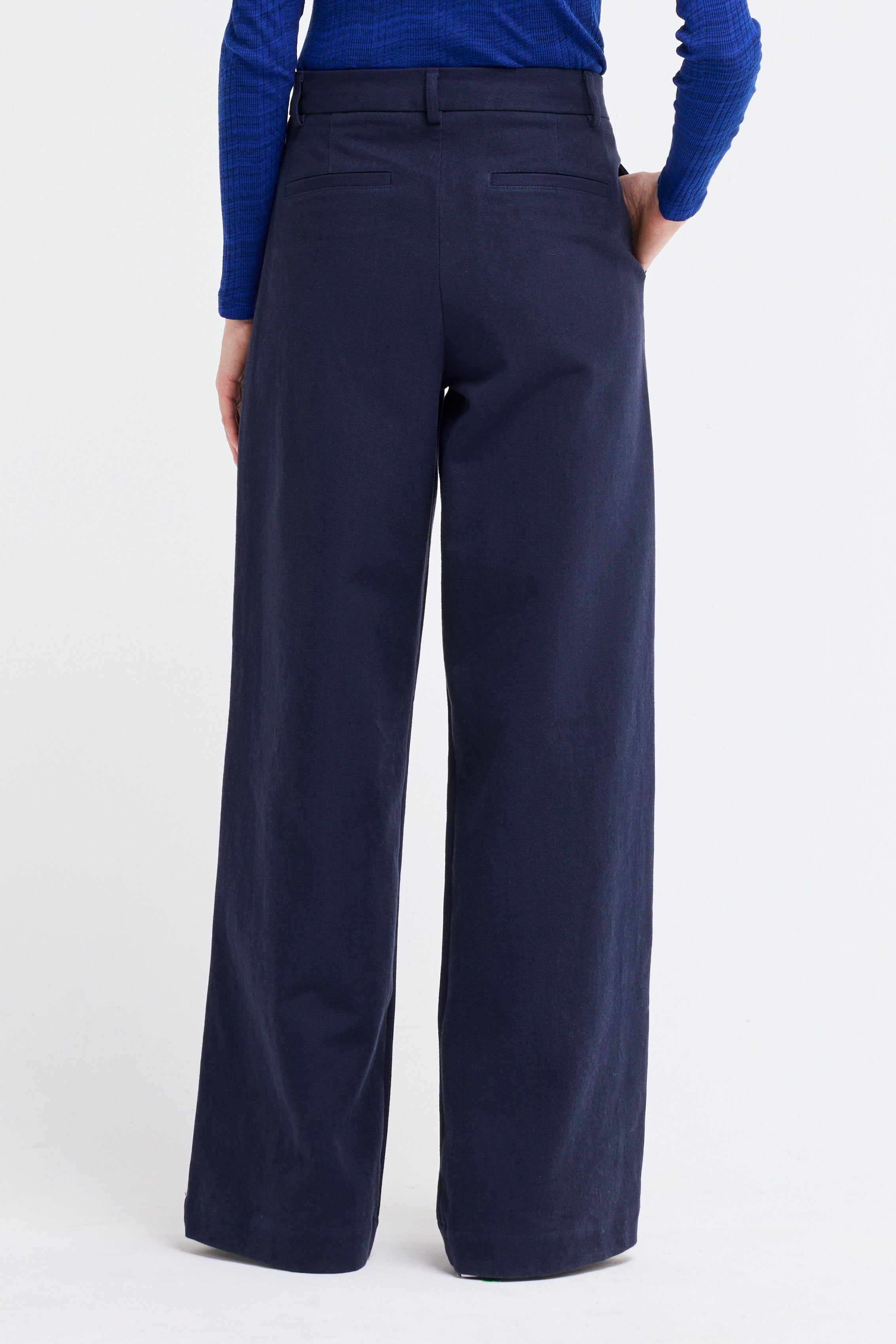 pansmokey c - navy