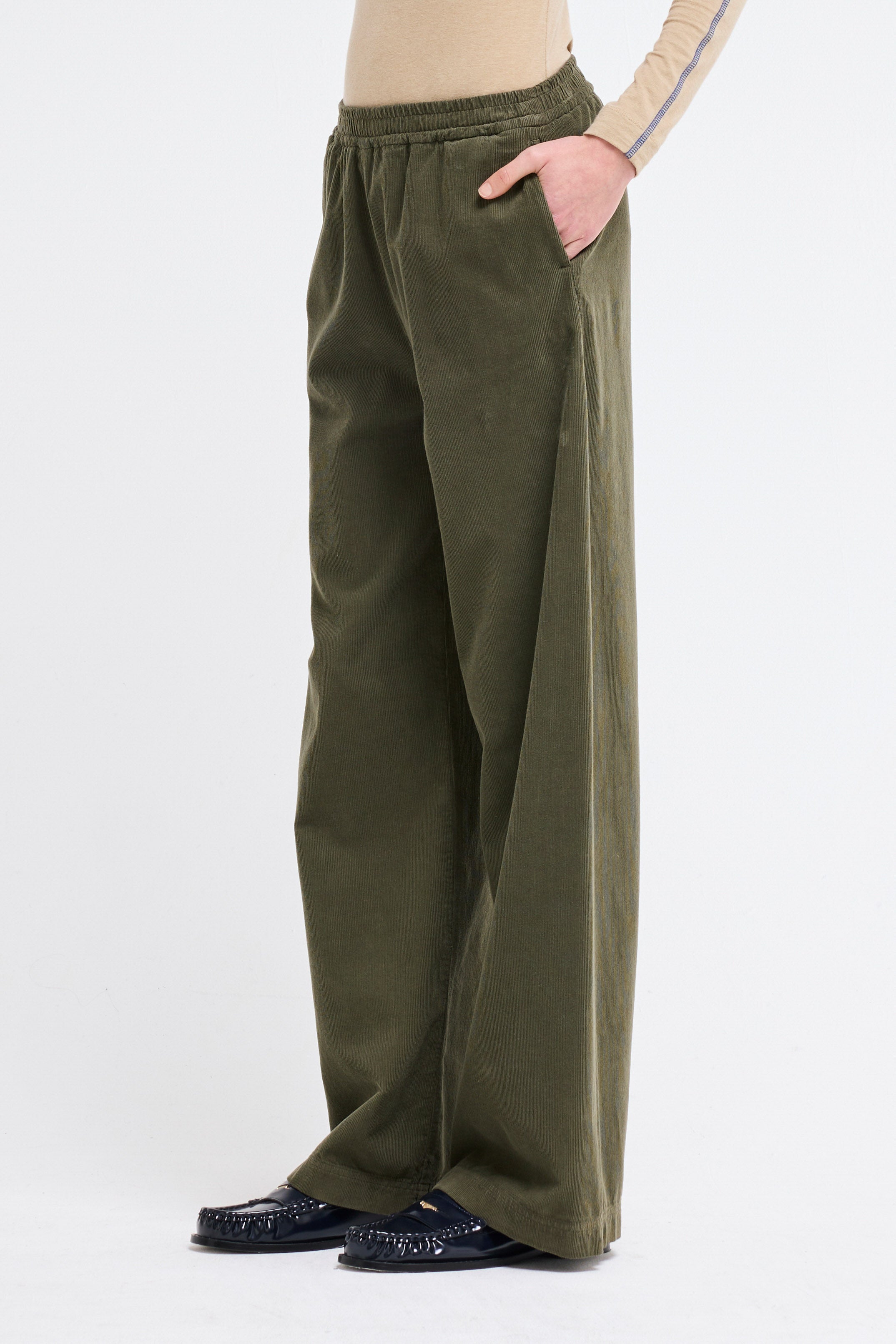 takki - khaki