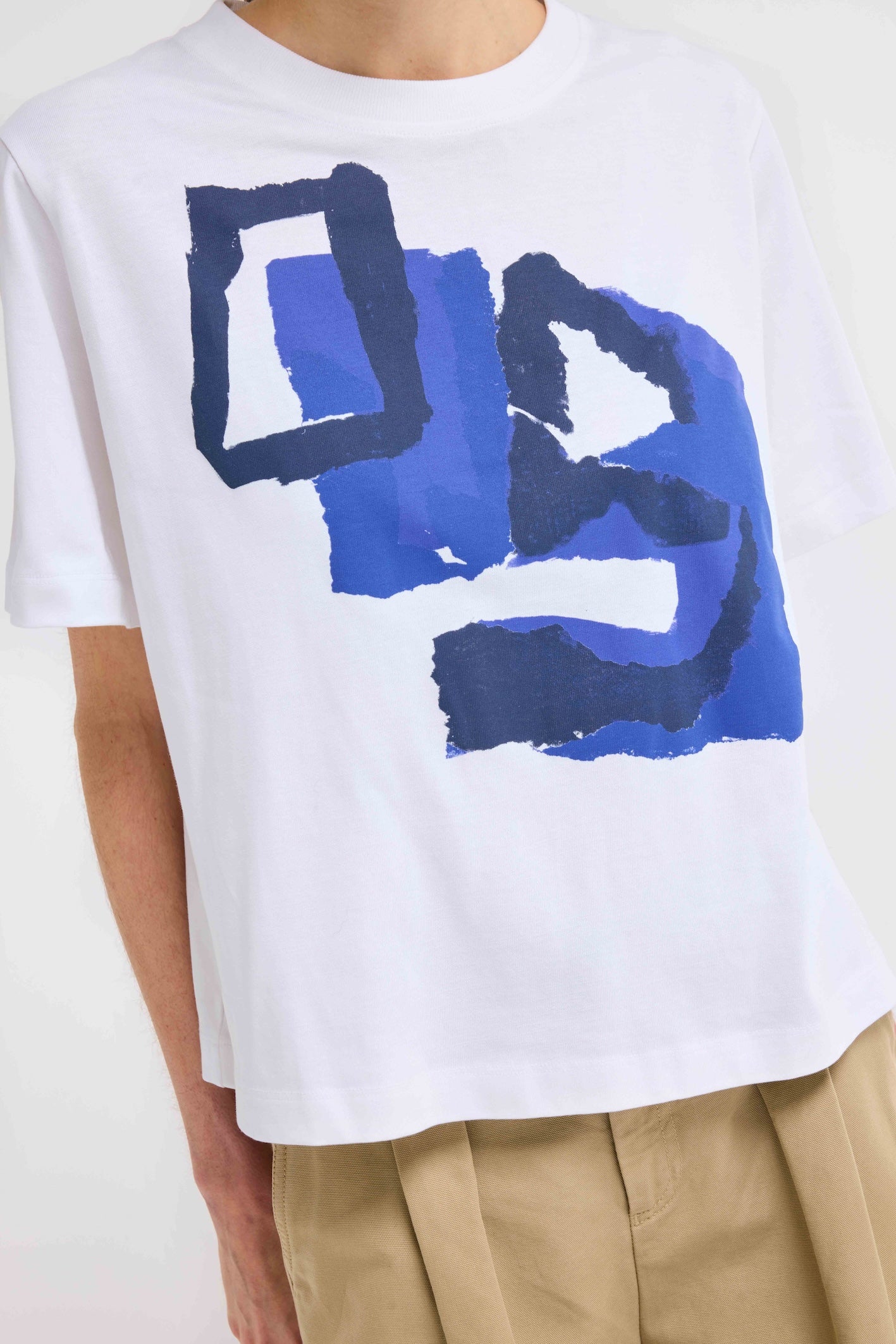 liou - electric blue
